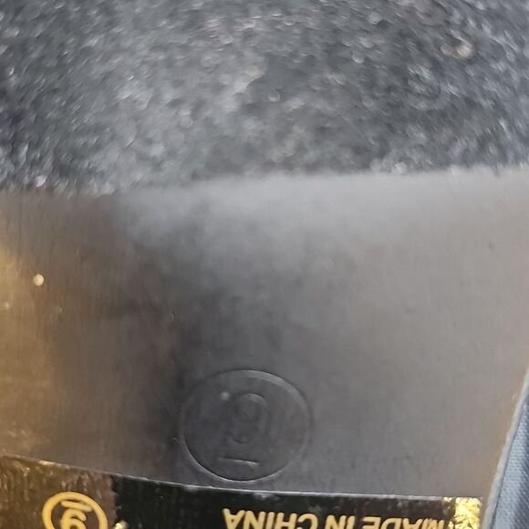 BRAND NEW UNILODY RHINESTONE   STRAP BLOCK HEEL SANDAL - Picture 14 of 15